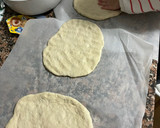 Foto del paso 5 de la receta: Pizza casera con mozzarella fresca en thermomix y freidora de aire