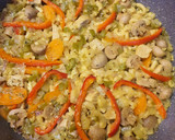 Foto del paso 3 de la receta: Fideuá con verduras y lomo de cerdo