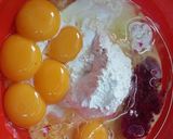 Foto langkah ke 1 dari resep Ogura dragon fruit cake.