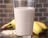 A picture of step 3 of Banana Oat Smoothie.