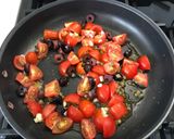 A picture of step 2 of Steamed mediterranean fish parcels.