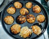 A picture of step 2 of Semolina or Suji Appe.