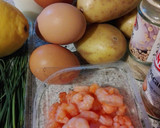 Foto del paso 1 de la receta: Puré de patatas con leche agria y huevo escalfado o pochado