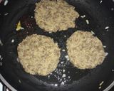 Foto del paso 6 de la receta: Sin procesadora: Hamburguesas de lentejas con papas al horno