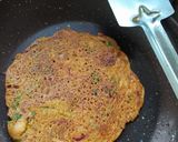 A picture of step 4 of Besan cheela.