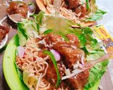 A picture of step 7 of Garlic Maggi noodles and dry potato manchurian.