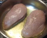Foto del paso 1 de la receta Pollo a las finas hierbas con manzana