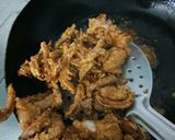 A picture of step 4 of Onion ke crispy pakode.