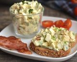 Avokádós tojássaláta recept fázis 5 fotója