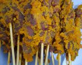 Foto langkah ke 3 dari resep Sate Daging Bumbu Kuning.
