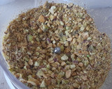 Foto del paso 1 de la receta: Dulce de frutos secos y miel