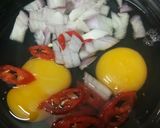 Gambar langkah 1 resipi Telur Dadar Goreng + Budu.
