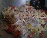 Foto langkah ke 4 dari resep Tumis Jamur Udang Saos Tiram.