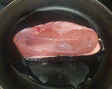 Foto del paso 2 de la receta: Magret de pato al horno con patatas panadera