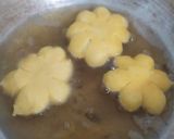 Foto langkah ke 4 dari resep Donat Labu Kuning.