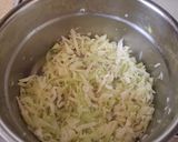 Foto del paso 3 de la receta: Pollo deshebrado con papas en salsa roja