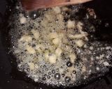 A picture of step 1 of Quick Camarones a la Diabla.