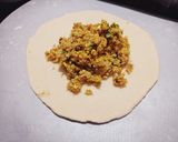 A picture of step 3 of Stuffed Soya paratha.