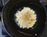 Foto langkah ke 2 dari resep Telur Dadar Isian Bacang.