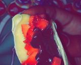 A picture of step 4 of Crepes whit Chocolate and strawberry.