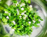 Hình bước làm 1 của món Soup nấm kim châm + giá
