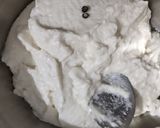 A picture of step 2 of Dahi wada.