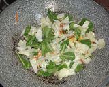 Foto langkah ke 9 dari resep Bihun sayur pedas.