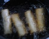 A picture of step 4 of Fried Spring Rolls.