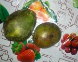 A picture of step 1 of Papaya mango smoothie.