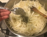 Foto del paso 4 de la receta: Sopa de cebolla francesa receta original