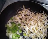 Foto langkah ke 2 dari resep Tumis tauge tahu.