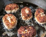 Cukkinibe göngyölt szicíliai húsgolyók recept fázis 3 fotója