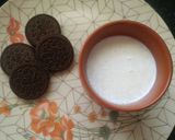 ઓરીયો મિલ્કશેઈક (oreo milkshake in gujrati) રેસીપી સ્ટેપ1ફોટો