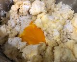 Pihe puha sajtos-burgonyás pogácsa recept fázis 2 fotója