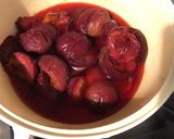 Une image de l'étape 1 de Compote de pêches de vigne au concentré de fruits et amandes.
