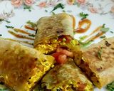 A picture of step 5 of Leftover paneer bhurji kathi roll.
