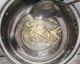 Gambar langkah 1 resipi Sup Bebola ikan.