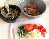 Foto langkah ke 1 dari resep Udang Saos Asam Manis.