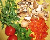 Foto del paso 4 de la receta: Pasta con pesto de cilandro, verduras y rúcula enriquecida con Agua de Mar