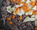 Foto del paso 4 de la receta: Chiles rellenos de picadillo