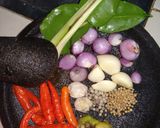 Foto langkah ke 1 dari resep Ayam rica kemangi.