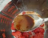 Vanilla & Strawberry Chia Pudding. 😘
