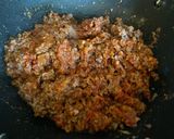 A picture of step 3 of Cheeseburger Macaroni.