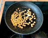 Foto del passaggio 2 della ricetta Cacciucco di Ceci con Gamberi