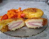 Foto del paso 5 de la receta: Bombas de papa rellena de jamón y queso con ensalada 😊👍