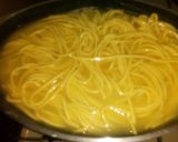 Foto del paso 1 de la receta: Tallarines con crema de leche