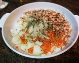 Foto del paso 5 de la receta: Ensalada de alubia careta, col y zanahoria