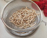 Foto del paso 3 de la receta: Gulas fritas