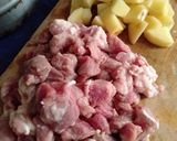 Foto langkah ke 1 dari resep Sambal goreng kentang cs daging.