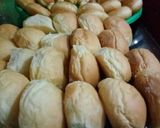 Foto langkah ke 9 dari resep Donat White Ring dan Burger Bun Lembut-Empuk.